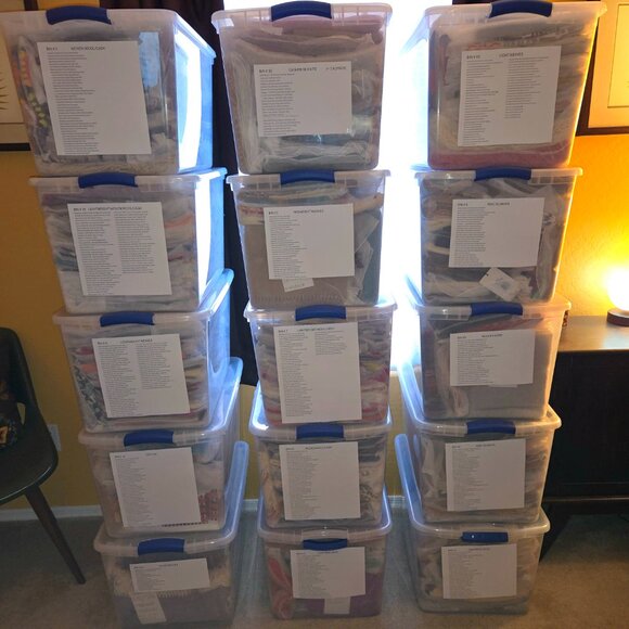 WHOOO'S LOOKING FOR SCARVES? - Picture 2 of 6